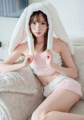 男生和女生靠逼的视频_BD英语在线观看高清