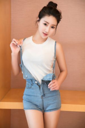 动漫内衣办公室第01集在线播放_HD720P欧美电影在线