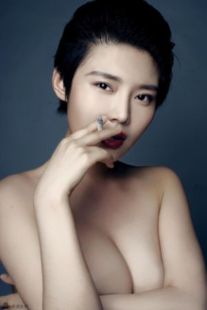 女教师的诱惑4_BD韩语在线播放观看