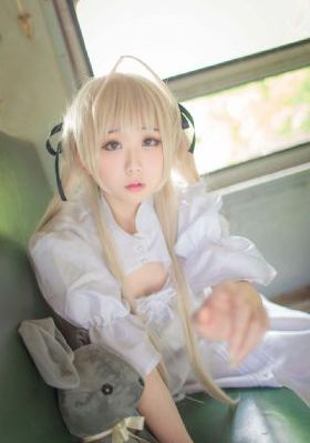 玩4p被3个男子伺候_4K全集免费观看